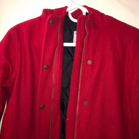 Red jacket - Picture 5 of 7